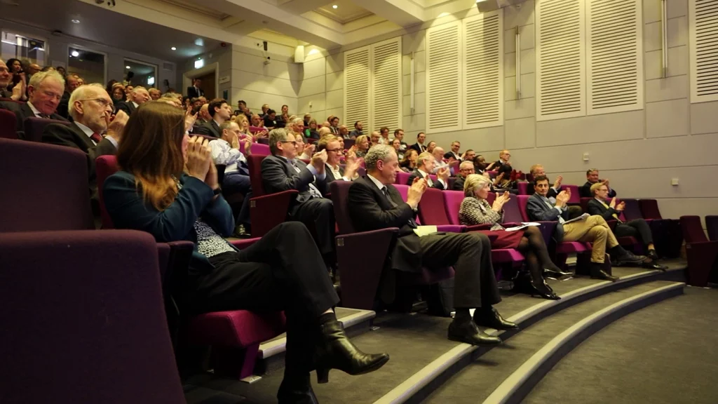 Virtual & Hybrid Investment Conferences – London